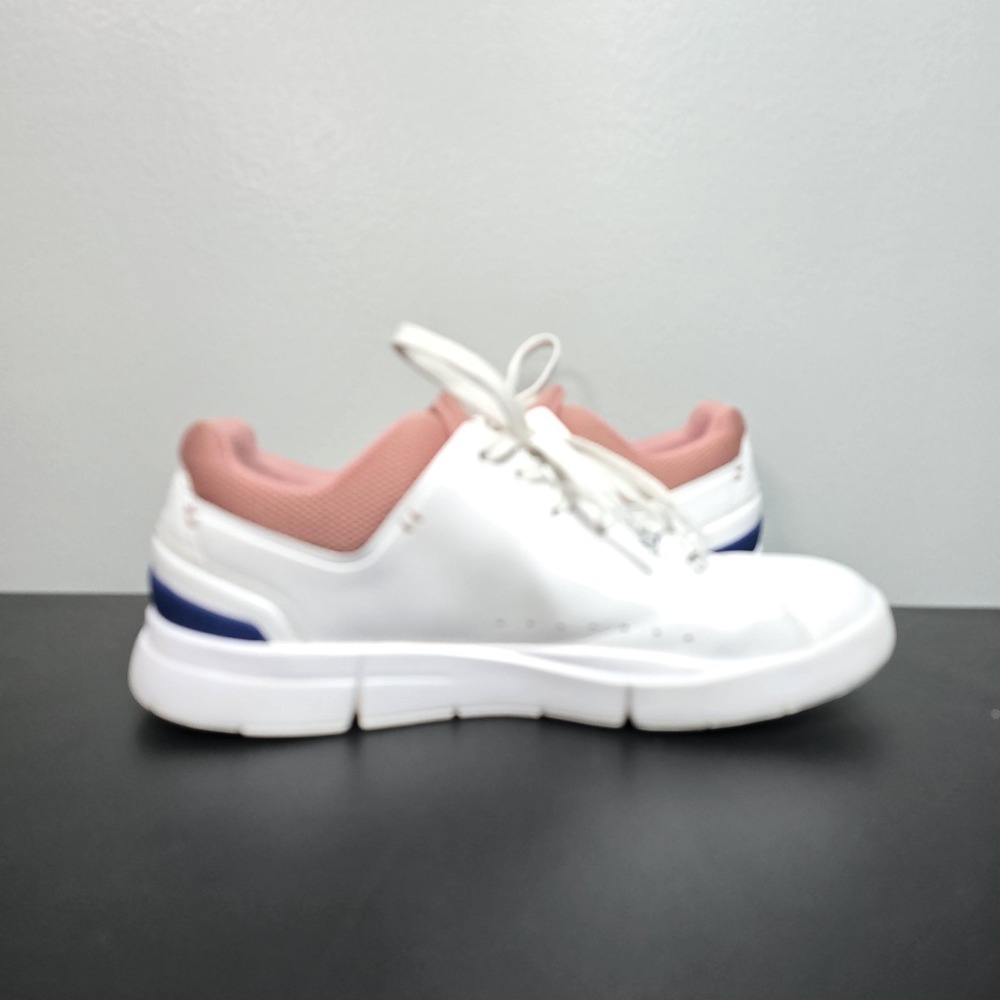 On Shoes Womens Size 8.5 White Rose THE ROGER Advantage Tennis Court Sneakers - Picture 6 of 9